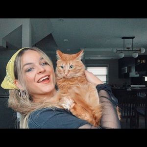 Meet your Posher, Mel